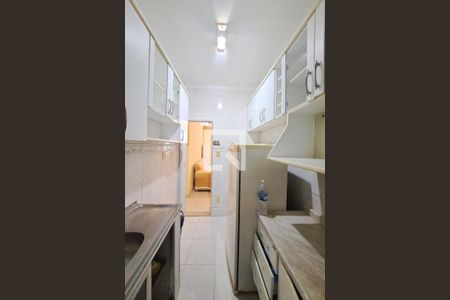 Apartamento à venda com 70m², 2 quartos e 2 vagas Apartamento à venda com 70m², 2 quartos e 2 vagasCozinha