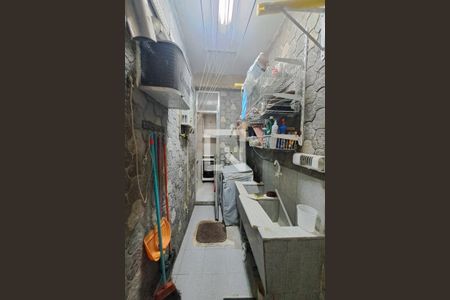 Apartamento à venda com 70m², 2 quartos e 2 vagas Apartamento à venda com 70m², 2 quartos e 2 vagasÁrea de Serviço