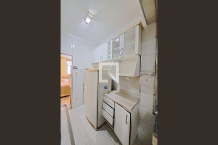 Apartamento à venda com 70m², 2 quartos e 2 vagas Apartamento à venda com 70m², 2 quartos e 2 vagasCozinha