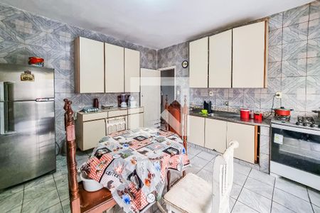 Casa para alugar com 605m², 6 quartos e 4 vagas Casa para alugar com 605m², 6 quartos e 4 vagasCozinha