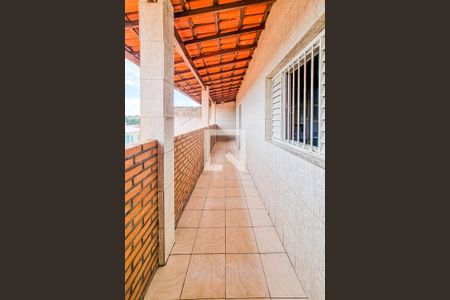Casa para alugar com 605m², 6 quartos e 4 vagas Casa para alugar com 605m², 6 quartos e 4 vagasVaranda 2