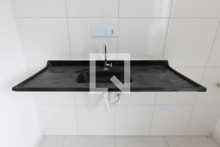 Sala/Cozinha de apartamento para alugar com 2 quartos, 55m² em Vila Carmosina, São Paulo