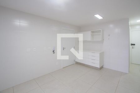 Apartamento à venda com 250m², 3 quartos e 4 vagasCozinha