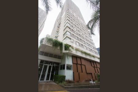 Apartamento à venda com 250m², 3 quartos e 4 vagasFachada