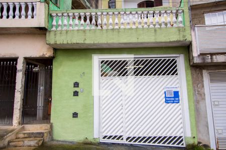 Casa à venda com 217m², 2 quartos e 3 vagasFachada