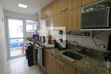 Apartamento à venda com 183m², 4 quartos e 2 vagas Apartamento à venda com 183m², 4 quartos e 2 vagasCozinha