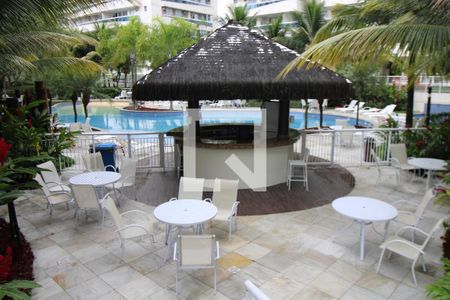 Apartamento à venda com 183m², 4 quartos e 2 vagas Apartamento à venda com 183m², 4 quartos e 2 vagasÁrea comum - Piscina