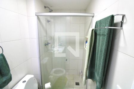 Apartamento à venda com 183m², 4 quartos e 2 vagas Apartamento à venda com 183m², 4 quartos e 2 vagasBanheiro da Suíte 1