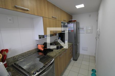 Apartamento à venda com 183m², 4 quartos e 2 vagasCozinha