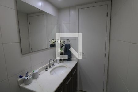 Apartamento à venda com 183m², 4 quartos e 2 vagasBanheiro