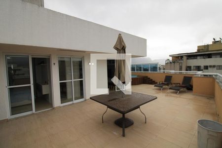 Apartamento à venda com 183m², 4 quartos e 2 vagas Apartamento à venda com 183m², 4 quartos e 2 vagasTerraço