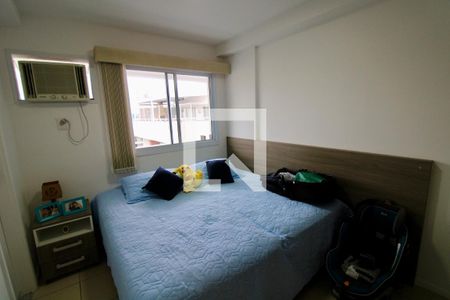Apartamento à venda com 183m², 4 quartos e 2 vagas Apartamento à venda com 183m², 4 quartos e 2 vagasSuíte 2