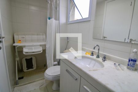 Apartamento à venda com 183m², 4 quartos e 2 vagas Apartamento à venda com 183m², 4 quartos e 2 vagasBanheiro da Suíte 2