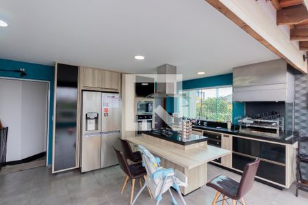 Apartamento à venda com 130m², 2 quartos e 2 vagasCozinha