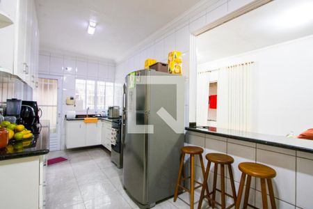 Casa à venda com 128m², 3 quartos e 3 vagas Casa à venda com 128m², 3 quartos e 3 vagasCozinha