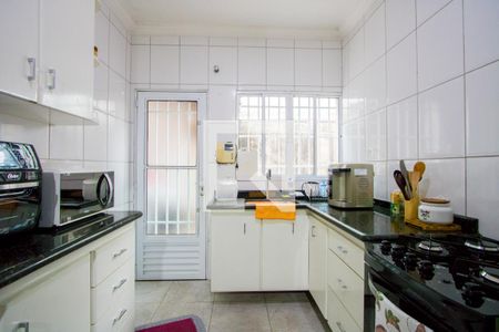 Casa à venda com 128m², 3 quartos e 3 vagas Casa à venda com 128m², 3 quartos e 3 vagasCozinha