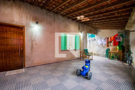 Casa à venda com 128m², 3 quartos e 3 vagas Casa à venda com 128m², 3 quartos e 3 vagasGaragem