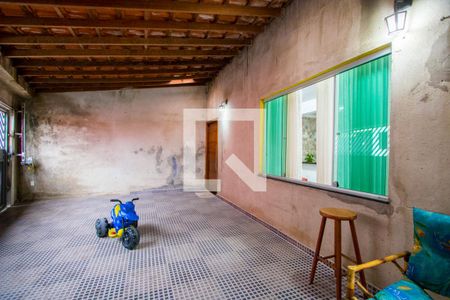 Casa à venda com 128m², 3 quartos e 3 vagas Casa à venda com 128m², 3 quartos e 3 vagasGaragem