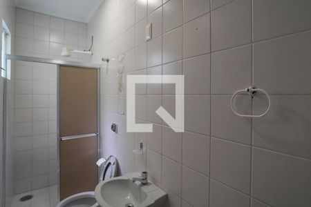 Casa para alugar com 230m², 3 quartos e 2 vagasBanheiro