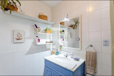 Casa à venda com 180m², 4 quartos e sem vagaBanheiro