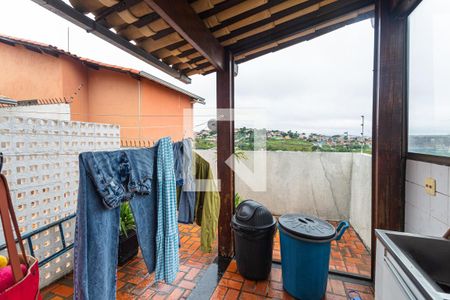 Casa à venda com 275m², 3 quartos e 3 vagas Casa à venda com 275m², 3 quartos e 3 vagasÁrea de Serviço