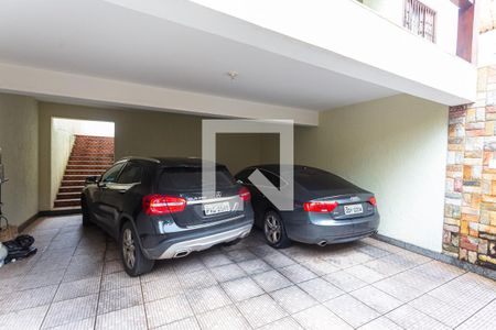Casa à venda com 275m², 3 quartos e 3 vagas Casa à venda com 275m², 3 quartos e 3 vagasGaragem