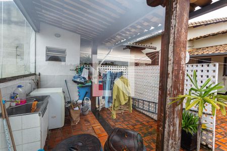 Casa à venda com 275m², 3 quartos e 3 vagas Casa à venda com 275m², 3 quartos e 3 vagasÁrea de Serviço