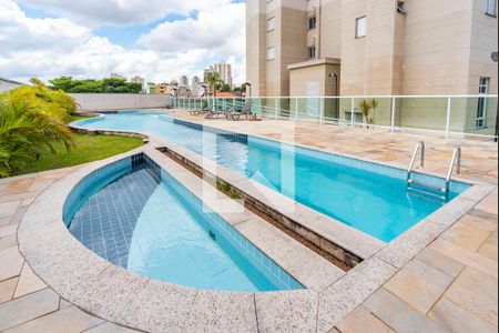 Apartamento à venda com 75m², 2 quartos e 2 vagasÁrea comum - Piscina