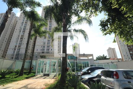 Apartamento à venda com 75m², 2 quartos e 2 vagasFachada e portaria