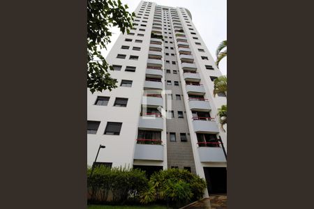 Apartamento à venda com 72m², 1 quarto e 1 vagaFachada 