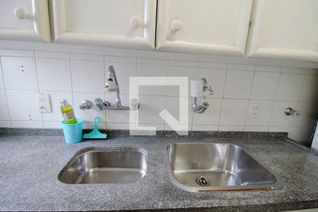 Apartamento à venda com 72m², 1 quarto e 1 vagaCozinha 