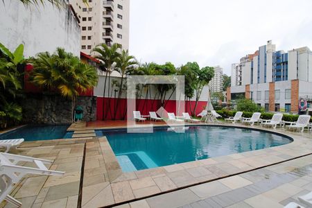 Apartamento à venda com 72m², 1 quarto e 1 vagaÁrea comum - Piscina