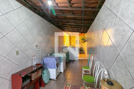 Casa à venda com 350m², 3 quartos e 3 vagas Casa à venda com 350m², 3 quartos e 3 vagasÁrea de Serviço