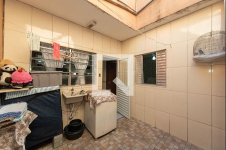 Casa à venda com 174m², 4 quartos e 2 vagasLavanderia