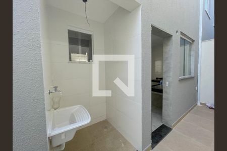 Casa à venda com 185m², 3 quartos e 2 vagasLavanderia
