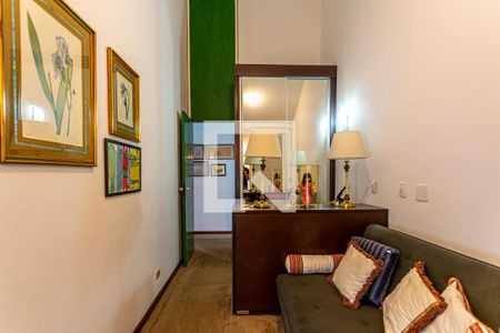 Casa à venda com 424m², 5 quartos e 4 vagas Casa à venda com 424m², 5 quartos e 4 vagasQuarto 1