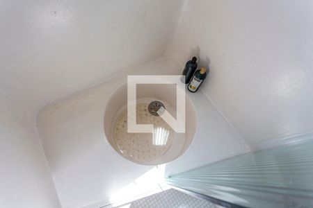 Casa à venda com 424m², 5 quartos e 4 vagas Casa à venda com 424m², 5 quartos e 4 vagasDetalhe do Banheiro da Suite 1