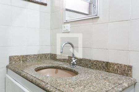 Casa de condomínio à venda com 130m², 3 quartos e 1 vaga Casa de condomínio à venda com 130m², 3 quartos e 1 vagaBanheiro da Suíte
