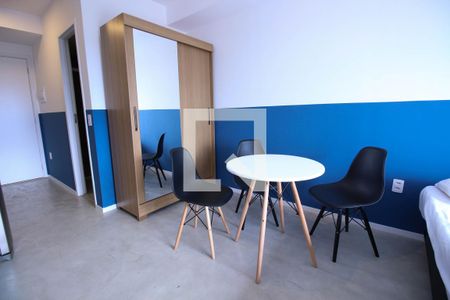 Quarto de kitnet/studio para alugar com 1 quarto, 27m² em Pinheiros, São Paulo