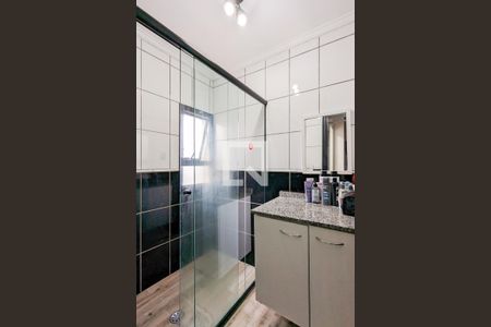 Apartamento à venda com 140m², 4 quartos e 2 vagas Apartamento à venda com 140m², 4 quartos e 2 vagasBanheiro da suíte 2