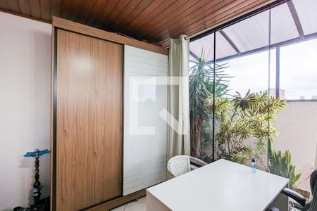 Apartamento à venda com 140m², 4 quartos e 2 vagas Apartamento à venda com 140m², 4 quartos e 2 vagasQuarto 3