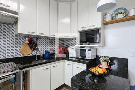 Apartamento à venda com 140m², 4 quartos e 2 vagas Apartamento à venda com 140m², 4 quartos e 2 vagasCozinha