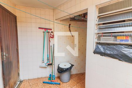 Casa à venda com 225m², 3 quartos e 2 vagasLavanderia