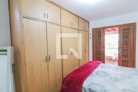 Casa à venda com 225m², 3 quartos e 2 vagasSuite 2