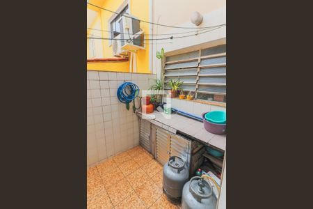 Casa à venda com 225m², 3 quartos e 2 vagasLavanderia