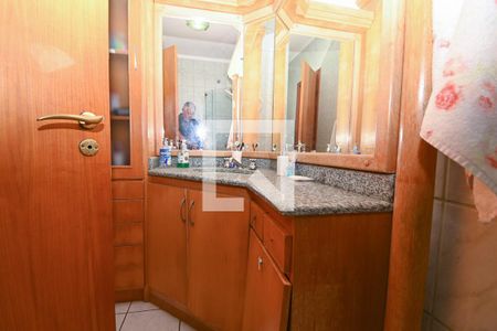 Casa à venda com 278m², 5 quartos e 4 vagasbanheiro social