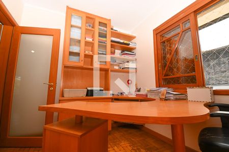 Casa à venda com 278m², 5 quartos e 4 vagasescritório