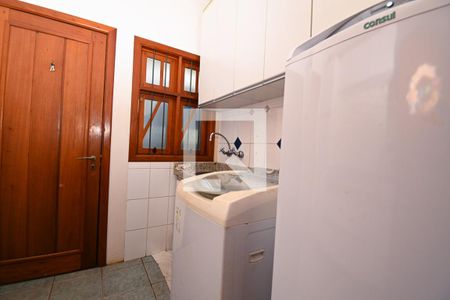 Casa à venda com 278m², 5 quartos e 4 vagaslavanderia