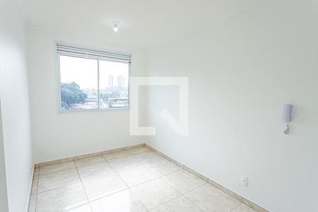 Sala, cozinha e área de serviço de apartamento para alugar com 2 quartos, 36m² em Vila Pirituba, São Paulo
