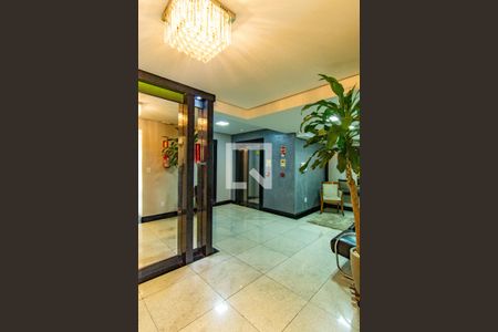 Apartamento à venda com 84m², 3 quartos e 2 vagasHall social